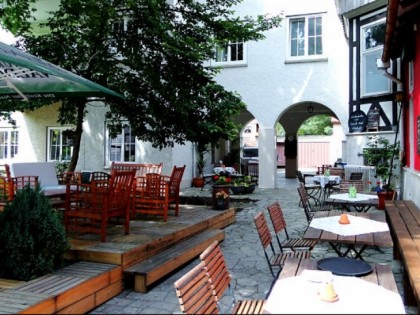 照片: Brasserie in der alten Kirche